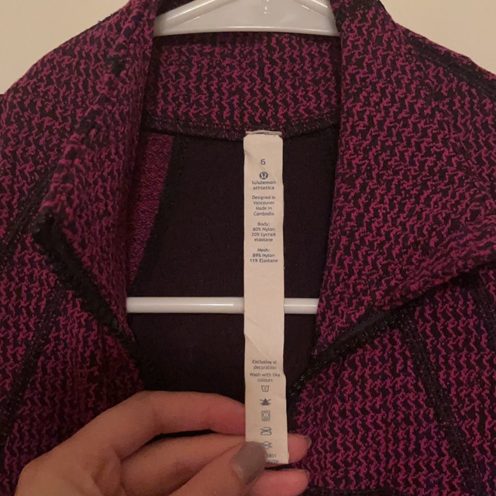 Lululemon jacket - Picture 3 of 4
